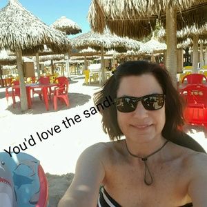 Meet your Posher, Mary lou